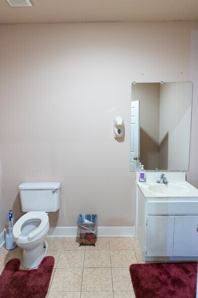 More Photos Of 4409 Hovis Rd, Charlotte Specialty For Sale