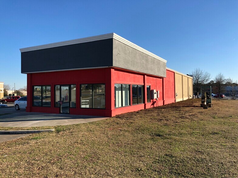 More Photos Of 3107 E 1st St, Vidalia Storefront Retail Office For Lease