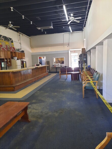 More Photos Of 312 Delaware Street, Leavenworth Restaurant For Sale