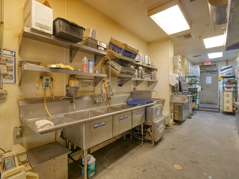 More Photos Of 1155 S Grand Ave, Los Angeles Apartments For Lease