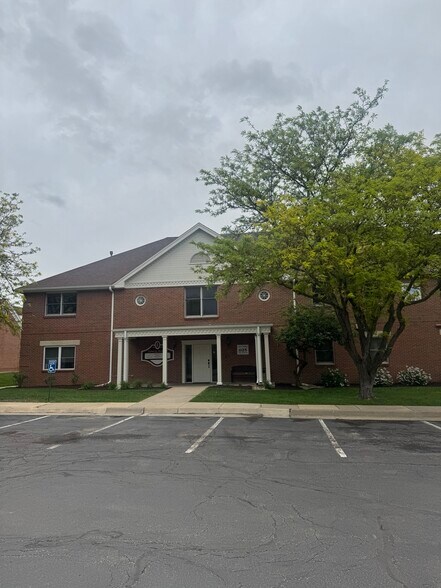 More Photos Of 1121-1125 SW Gage Blvd, Topeka Medical For Sale