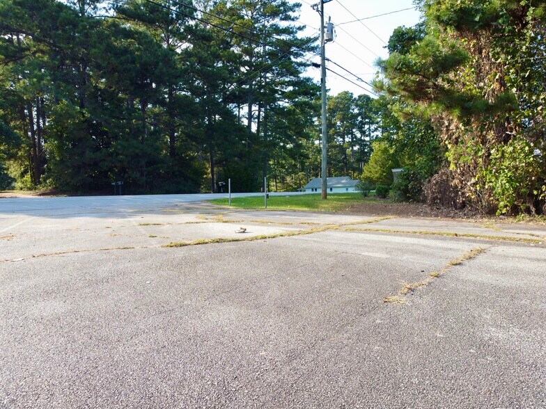 More Photos Of 10423 Flat Shoals Rd, Covington Restaurant For Sale