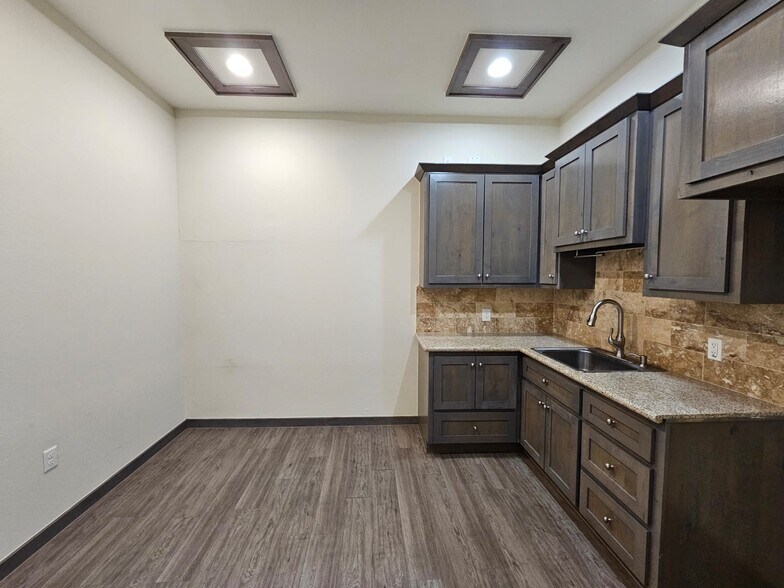 More Photos Of 4714 FM 1488 Rd, The Woodlands Medical For Sale