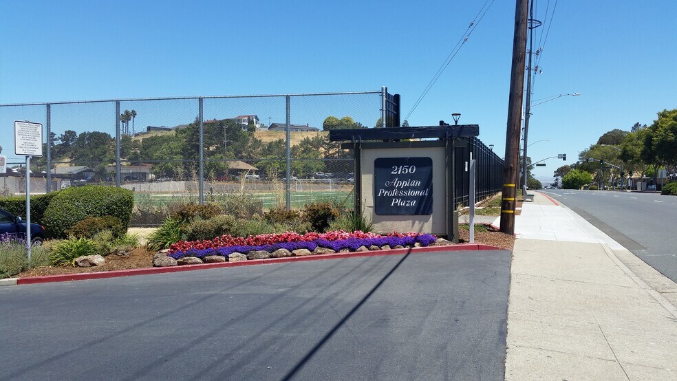 More Photos Of 2150 Appian Way, Pinole Office For Sale