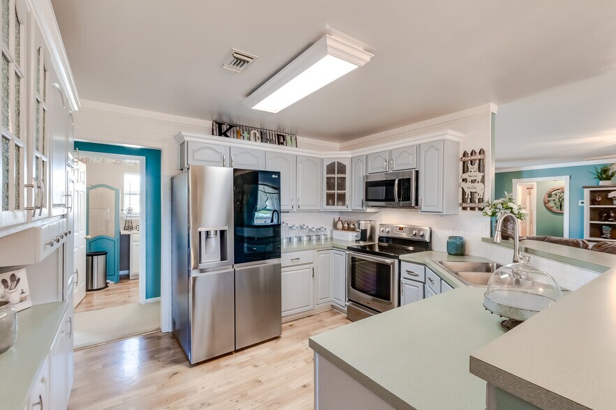 More Photos Of 200 King Ranch Rd, Gatesville Specialty For Sale