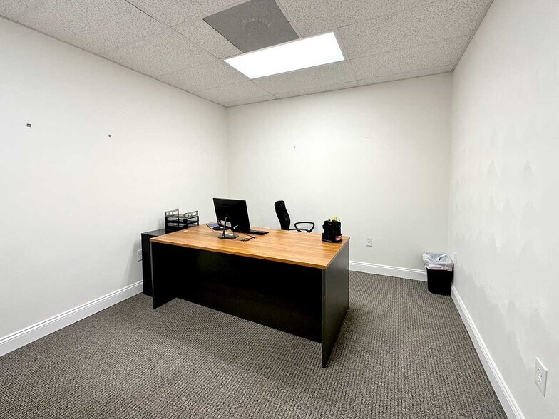 More Photos Of 1120 By Pass Rd, Vinton Medical For Sale