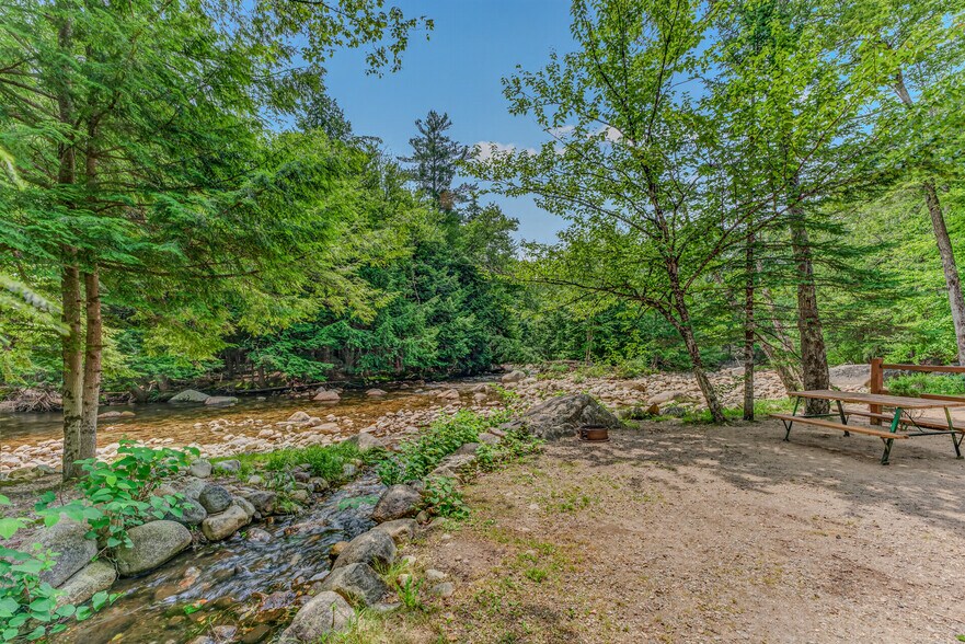 More Photos Of 218 US Route 3, Lincoln Hospitality For Sale