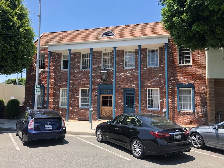 More Photos Of 337 S Beverly Dr, Beverly Hills Office For Lease