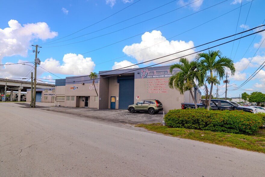 More Photos Of 3355 SW 2nd Ave, Fort Lauderdale Unknown For Lease