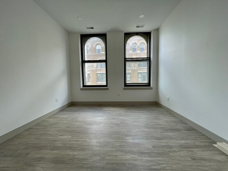 More Photos Of 403-409 Fulton St, Troy Storefront Retail Office For Lease