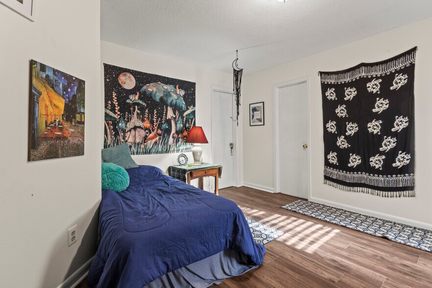 More Photos Of 218 Travis Rd NW, Huntsville Apartments For Sale