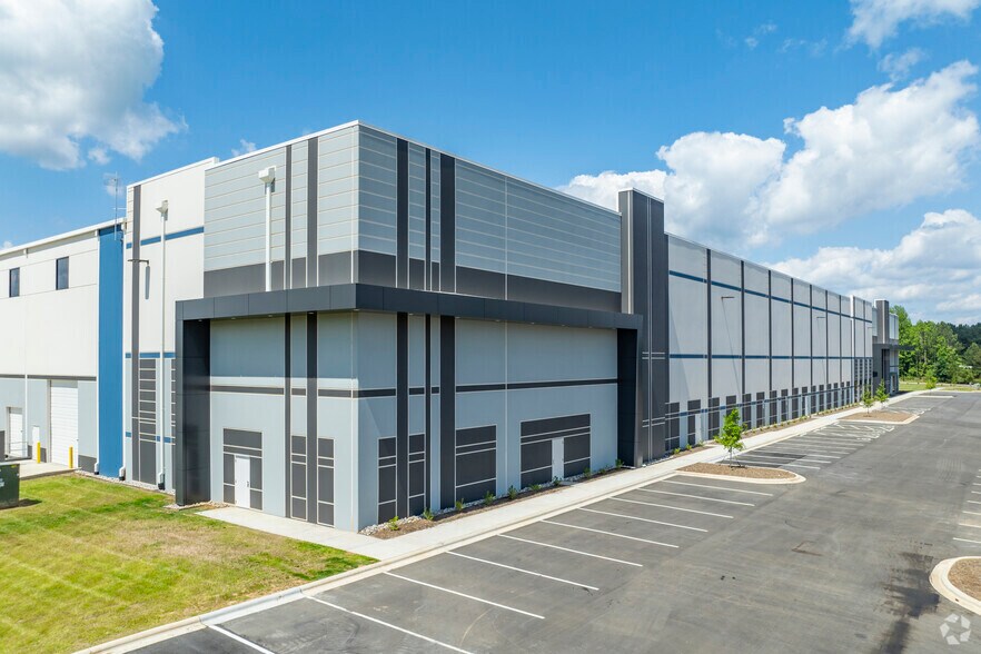 More Photos Of 0 NC Hwy 16, Denver Unknown For Lease