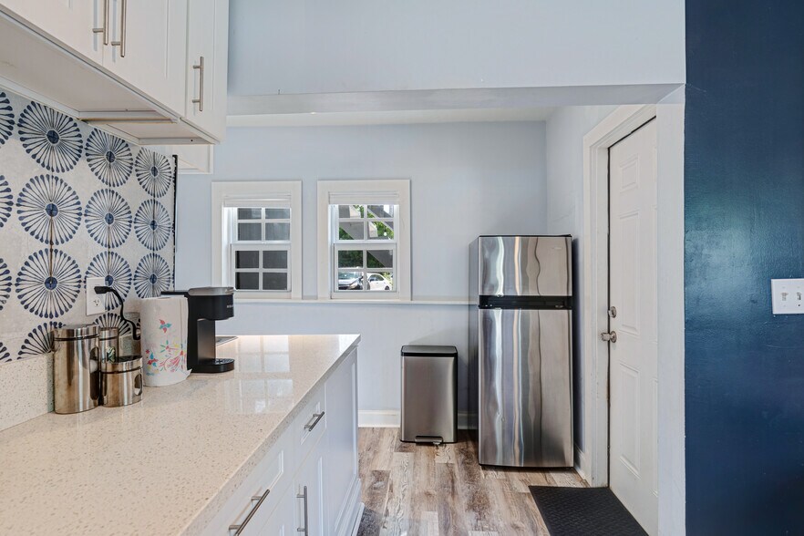 More Photos Of 314 S Federal Hwy, Lake Worth Beach Apartments For Sale