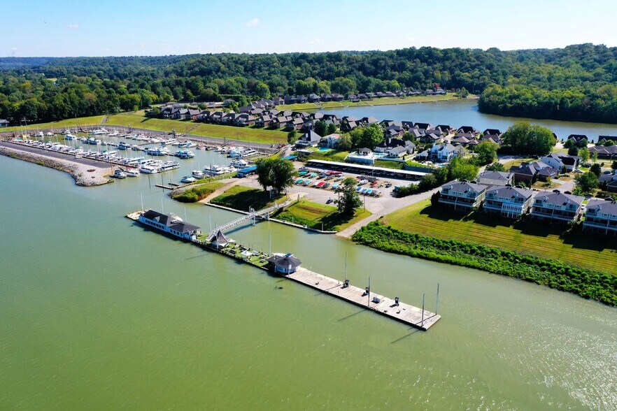 More Photos Of 1900 Victory Ln, Prospect Marina For Sale