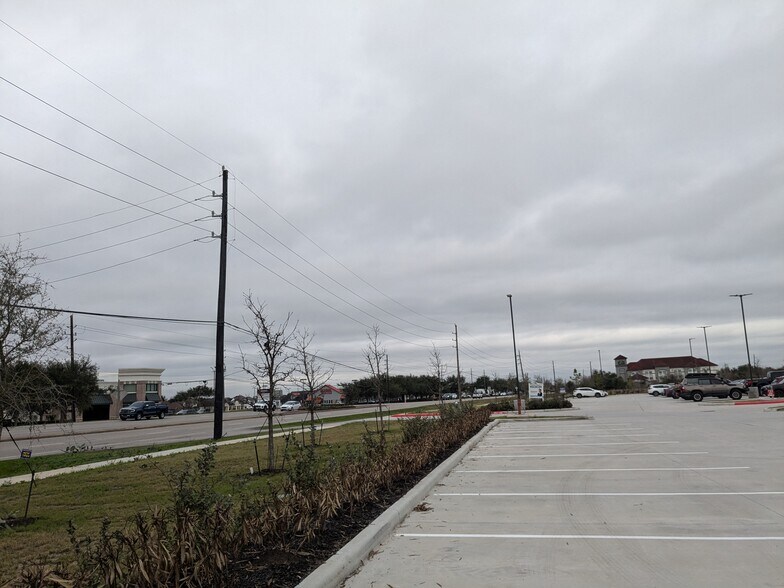 More Photos Of 0 Broadway St, Pearland Land For Sale