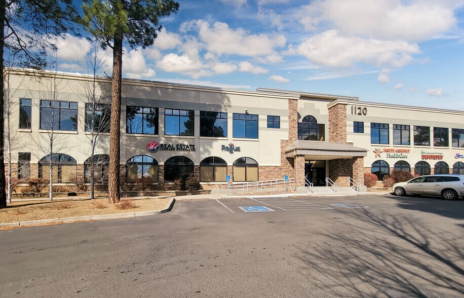 More Photos Of 1120 W University Ave, Flagstaff Coworking Space