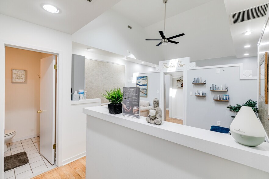 More Photos Of 1534 Packer Ave, Philadelphia Storefront Retail Office For Sale