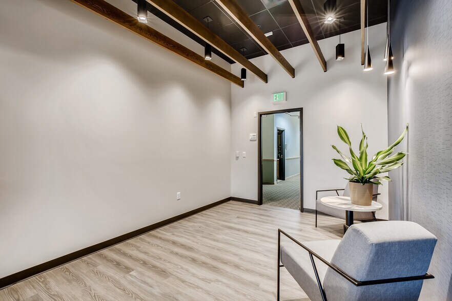 More Photos Of 2051 Dogwood St, Louisville Research And Development For Lease