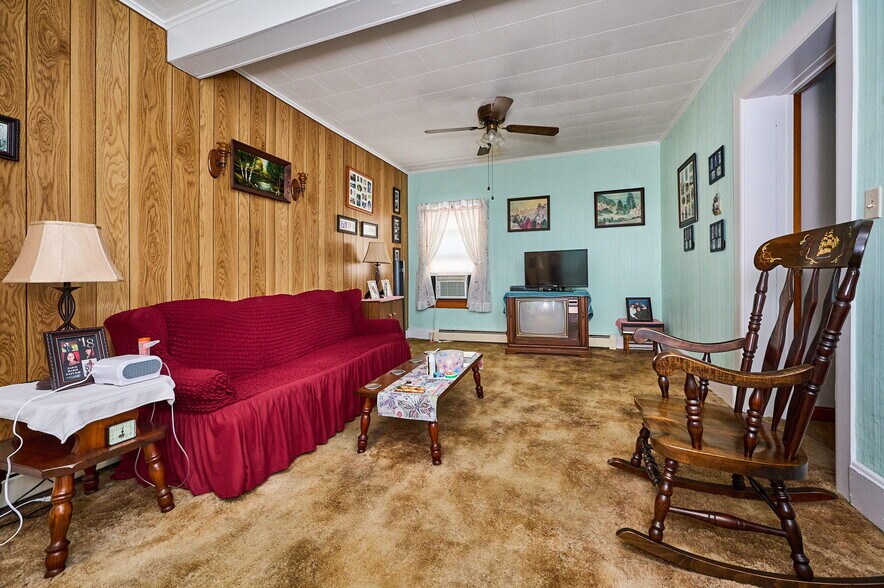 More Photos Of 42-44 Pleasant St, Easthampton Storefront Retail Residential For Sale