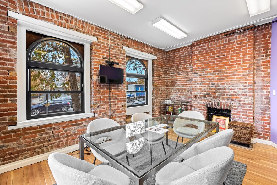 More Photos Of 1490 Lafayette St, Denver Apartments For Lease