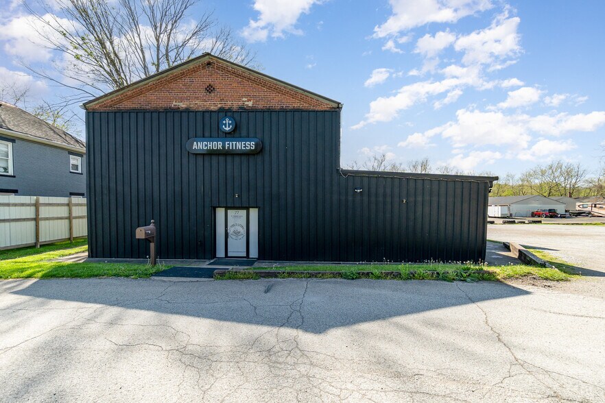 More Photos Of 77 Foundry Ave, Batavia Warehouse For Sale