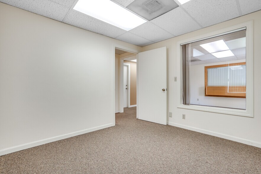 More Photos Of 199 E Hamilton Ave, Campbell Office For Sale