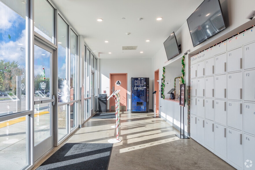 More Photos Of 5832 Fairdale Ln, Houston Restaurant For Lease