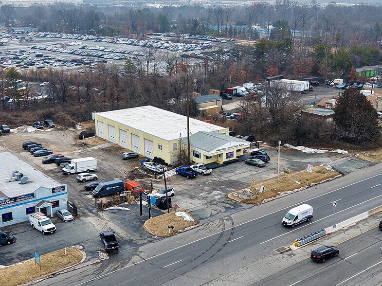 More Photos Of 9728 Pulaski Hwy, Middle River Service For Sale