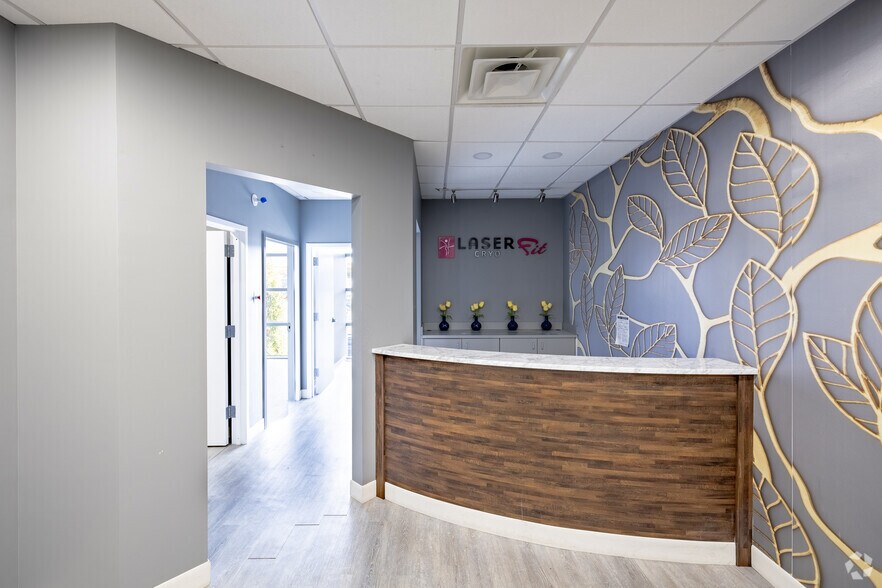 More Photos Of 315 Walt Whitman Rd, Huntington Station Office For Lease