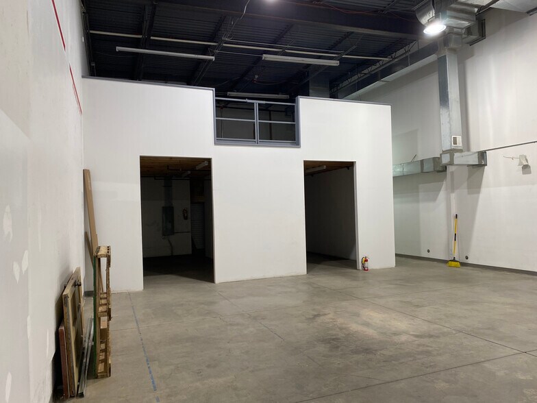 More Photos Of 11919 W I-70 N, Wheat Ridge Warehouse For Sale