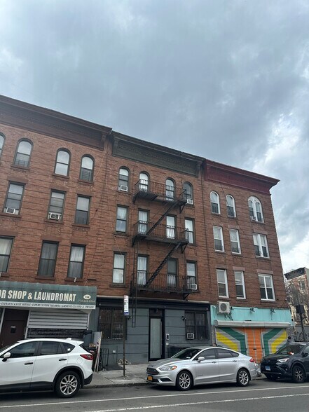 Primary Photo Of 750 Washington Ave, Brooklyn Apartments For Sale