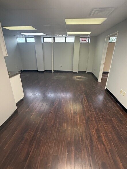 More Photos Of 5000 Coastal Hwy, Ocean City Office For Lease