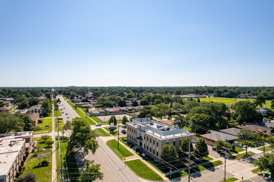 More Photos Of 8424 E 12 Mile Rd, Warren Office For Sale