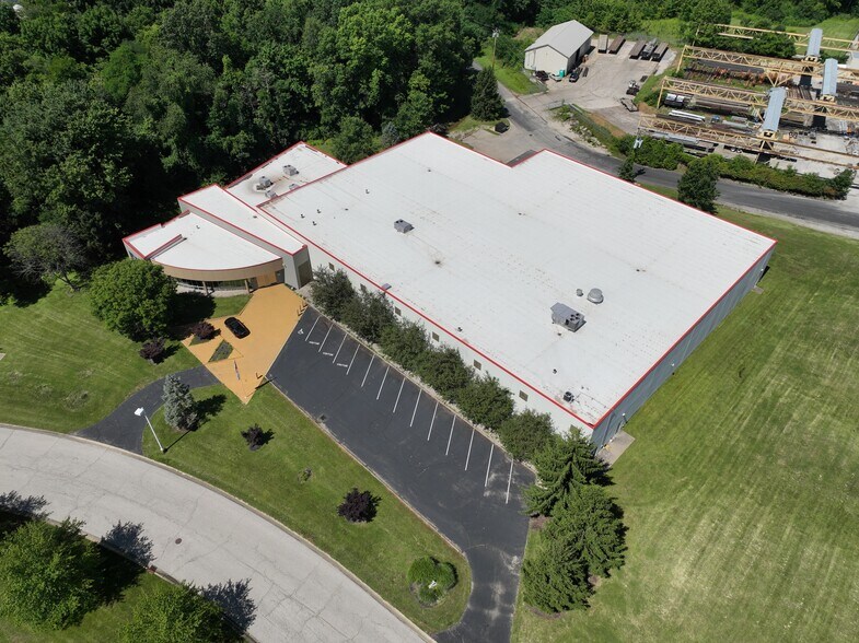 More Photos Of 4111 Founders Blvd, Batavia Manufacturing For Sale