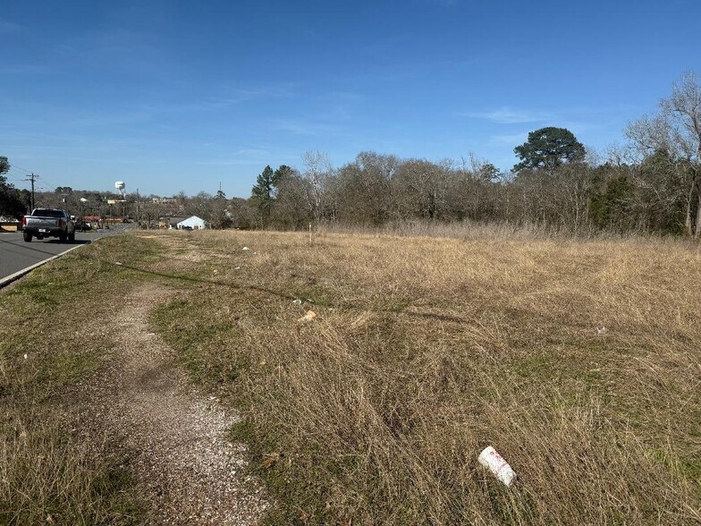 More Photos Of 505 Washington Ave, Livingston Land For Sale