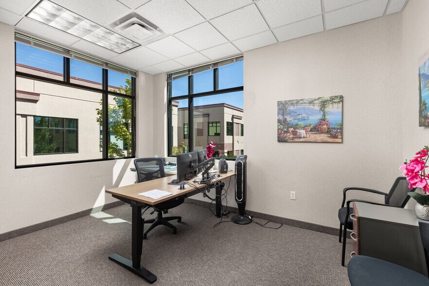 More Photos Of 9226 Teddy Ln, Lone Tree Office For Lease