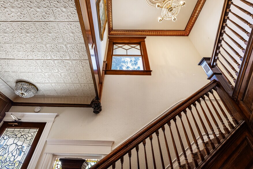 More Photos Of 307 E Chapman Ave, Orange Office For Sale