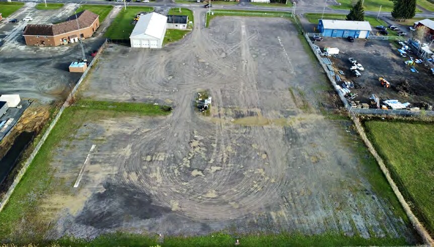 More Photos Of 6 Industrial Rd, Kemptville Warehouse For Lease