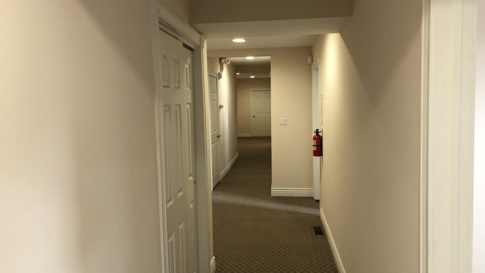 More Photos Of 80 Broad St, Phillipsburg Office Residential For Sale