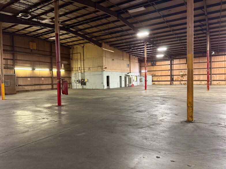 More Photos Of 1721 Old Covington Rd NE, Conyers Warehouse For Lease
