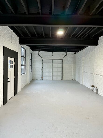 More Photos Of 115 Belden St, New Britain Office For Lease