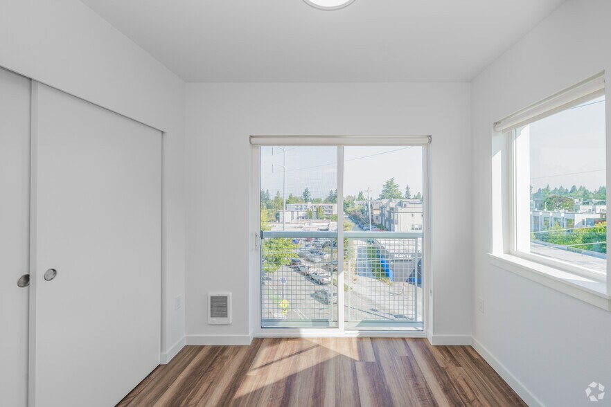 More Photos Of 9208 20th Ave SW, Seattle Apartments For Lease
