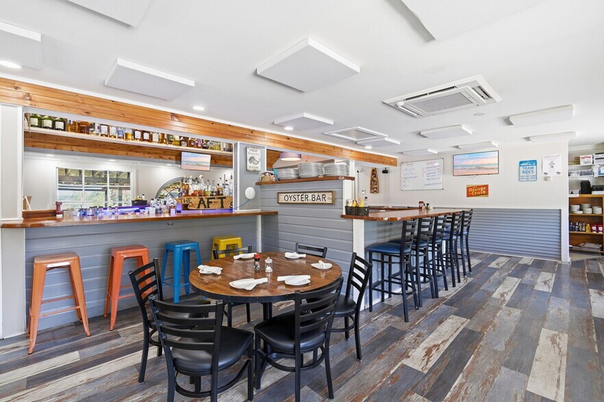 More Photos Of 20658 Wilkins Ave, Rock Hall Restaurant For Sale