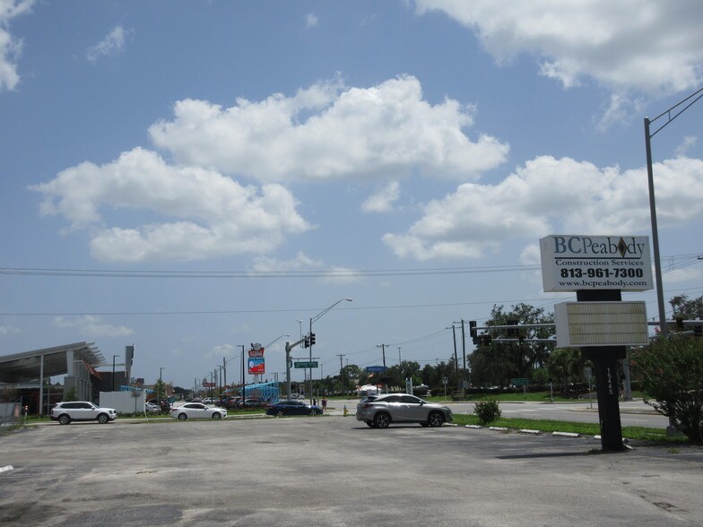 More Photos Of 15445 N Nebraska Ave, Lutz Warehouse For Lease