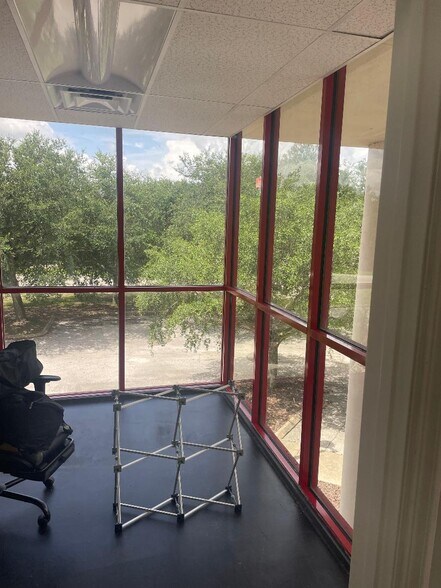 More Photos Of 2301 Longleaf Blvd, Lake Wales Office For Lease