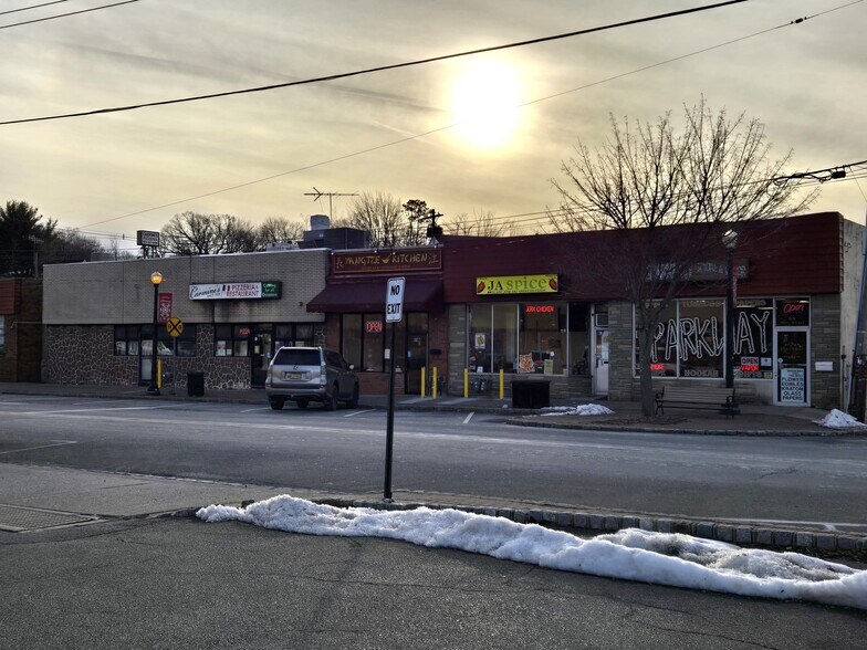 More Photos Of 70 Main St, Netcong Storefront For Lease