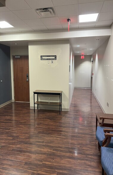More Photos Of 224 Pecan Park Ave, Alexandria Medical For Lease