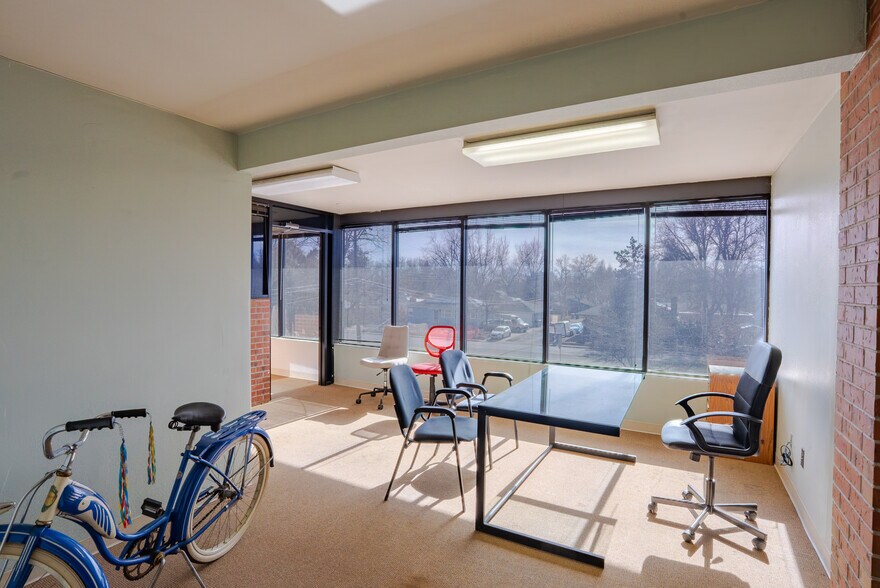 More Photos Of 24 9th Ave, Longmont Office For Sale