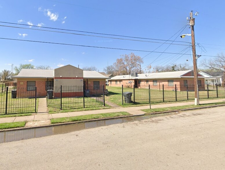 Primary Photo Of 713 S 10th St, Waco Apartments For Sale