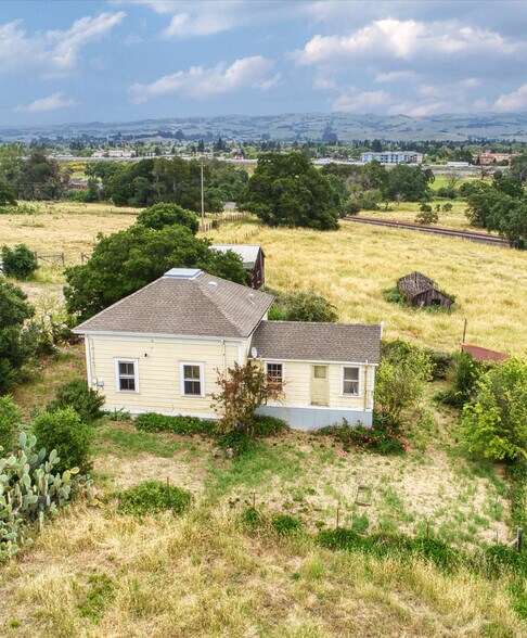 More Photos Of 195 Cinnabar Ave, Petaluma Land For Sale